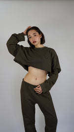 Crop sweatshirt (Dark brown)